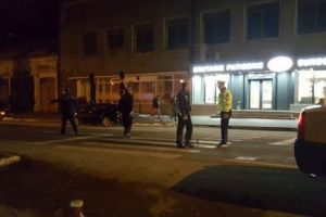 Puştoaică lovită pe trecerea de pietoni în Piteşti