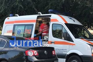 ULTIMĂ ORĂ: Accident în faţa Tribunalului! Un pieton a fost lovit de o maşină