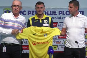 Blănaru înainte de Younes şi Teixeira
