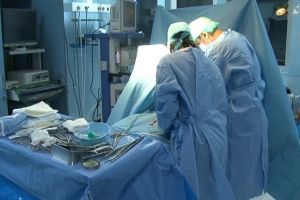 Organele unul tânăr din Bihor care s-a spânzurat salvează alte vieţi. Soţia, însărcinată, şi mama lui şi-au dat acordul