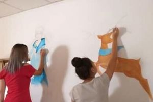 Ne mandrim ca in Braila se intampla si lucruri frumoase! Trei elevi au dat viata peretilor albi si reci ai unei gradinite / Imagini de poveste