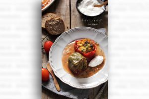 lauraadamache.ro: Ardei umpluti, reteta traditionala de ardei grasi umpluti cu carne
