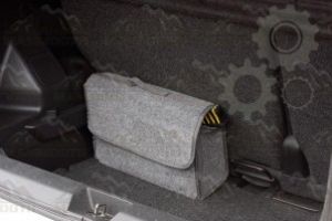 Baia Mare: A aruncat o geanta furata in raul Sasar, dupa ce a fost observat de un agent de politie