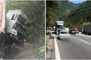 FOTO Accident pe Valea Oltului – Un şofer a adormit la volan