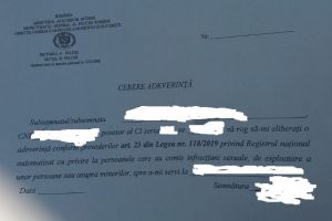 Profesorii, obligaţi să ducă la şcoală adeverinţe că nu sunt violatori. Altfel, n-au voie la catedră