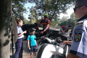 Campanie de prevenire in parcul Tabacariei din Constanta. Politistii pregatesc elevii, parintii si profesorii pentru noul an scolar (Galerie foto)