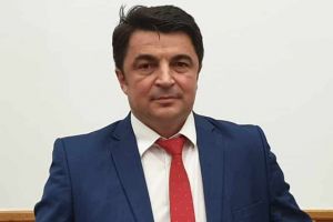 LIVE VIDEO: Ministrul interimar al Educaţiei, Valer Daniel Breaz, face radiografia învăţământului românesc, la început de an şcolar, la Universitatea „1 Decembrie 1918” din Alba Iulia