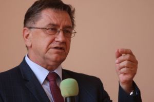 Cornel Sigmirean ne „provoacă” la Bookfest!