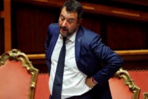 Iesire extremă în Italia - Un jurnalist îi cere lui Matteo Salvini să se sinucidă