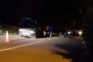 FOTO Accident pe un drum judeţean din Botoşani. O persoană a fost rănită
