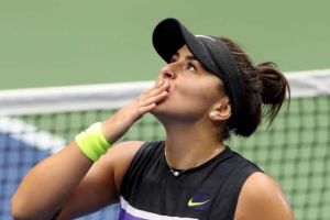 Bianca Andreescu, românca din Canada, „regina” de la US Open. Jucătoarea de tenis a învins-o în minim de seturi pe titrata Serena Williams
