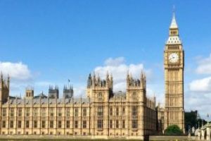 Ministrul britanic al Muncii si Pensiilor, Amber Rudd, a demisionat