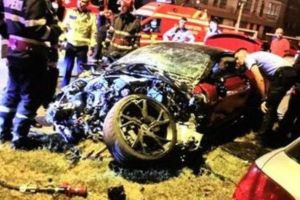 Beizadea iresponsabilă . Fiul  şefului LPF conducea beat, drogat, după o noapte de poker, un bolid de 300.000 de euro cu 240 km/oră. A intrat pe contrasens şi a omorât un om