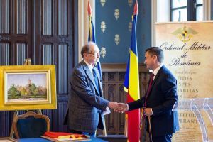 Academicianul Bogdan Simionescu – Cetăţean de Onoare al Municipiului Iaşi