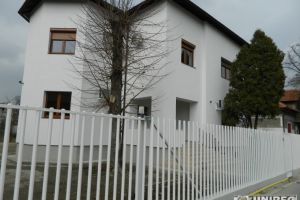 Colegiul Medicilor Alba: Precizări cu privie la conflictul de opinii dintre primarul şi medicul de familie din comuna Poiana Vadului
