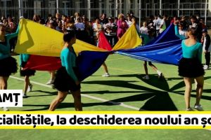 NEAMȚ: Peste 67.000 de elevi au început, de astăzi, şcoala. (FOTO)