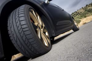 Poliţişti harghiteni felicitaţi de un braşovean rămas în pană în creierul munţilor