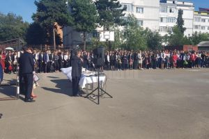 Peste 800 de elevi, dintre care 210 boboci, în noul an şcolar al Colegiului de Informatică ...