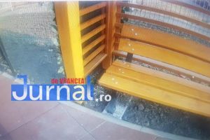 FOTO: Locul de joacă de la gară, VANDALIZAT, la câteva ore de la inaugurare! Au fost date primele amenzi