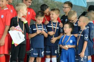 FOTO: Tinerii fotbalişti premiaţi la Ziua Comunei Deda