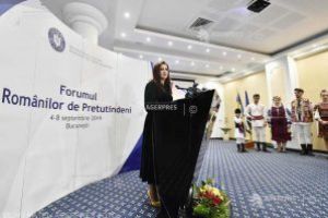 Învăţământul în limba română, fenomenul traficului de persoane şi cel al abuzului în muncă – subiecte discutate la Forumul Românilor de Pretutindeni