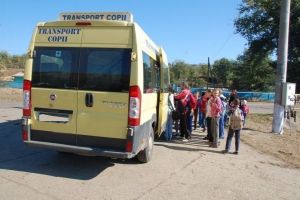 Microbuze şcolare fără ITP şi asigurare. Primăriile, somate să intre în legalitate