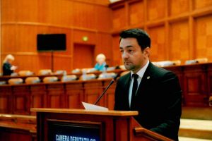 Răzvan Rotaru, PSD: După impozitarea IT-iştilor, prelungirea săptămănii de lucru, desfiinţarea salariului minim, PNL se ia şi de tinerii care şi-au deschis firme prin Start-Up Nation