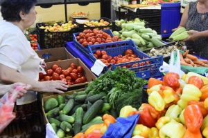 Constantenii, invitati sa se aprovizioneze de la producatorii locali