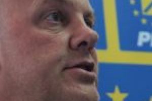 Manevre politice pentru mazilirea lui Nelu Popa!
