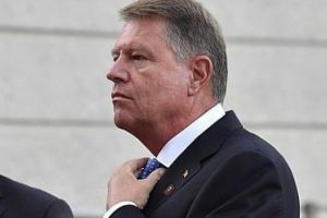 Cât de scârbos a fost Iohannis in prima zi de scoalã
