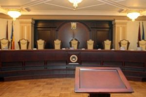 Codul administrativ a fost atacat la Curtea Constituţională. Posibile efecte
