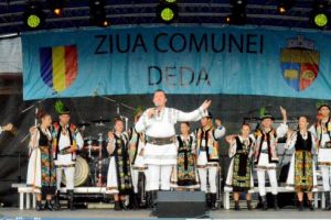 FOTO: Ziua Comunei Deda, sărbătoarea tradiţiilor, cântecului şi jocului popular