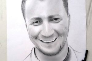 Numai Godină putea să o păţească! Ce s-a întâmplat după ce un vrâncean i-a făcut portretul în creion