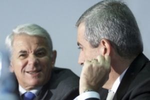 VIDEO Teodor Meleşcanu anunţă MAREA TRĂDARE: Câţi senatori A RUPT de lângă Călin Popescu Tăriceanu