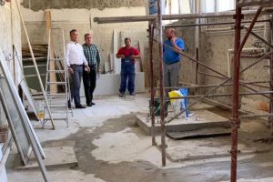 Veştea, în control pe şantierul de la Spitalul Clinic de Urgenţă pentru Copii Braşov
