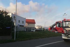 FOTO – Incendiu pe strada Berlin – A luat foc o mansardă