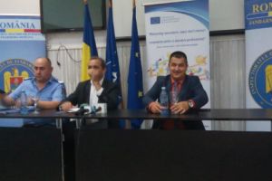 Jandarmi sub acoperire în şcoli din Argeş!