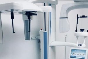 Aparatură ultramodernă de imagistică dentară la Facultatea de Medicină Dentară din Târgu Mureş