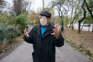 Ordin de protecţie provizoriu emis de poliţişti pe numele unui bătrânel de 75 de ani, pentru agresarea soţiei de 70 de ani