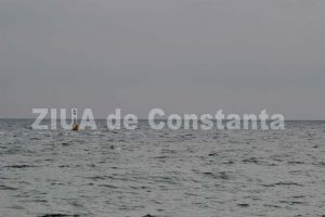 Persoana, scoasa din mare de salvamarii din Neptun
