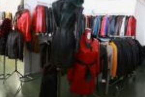 Poftiţi la cumpărături! S-a deschis Salonul Industriei Uşoare la Timişoara, cu multe oferte de neratat
