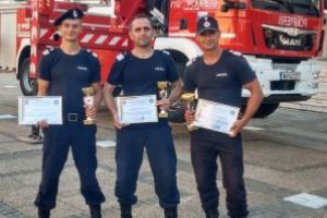 Pompierii maramureseni s-au clasat pe locuri fruntase la cea de-a VII-a editie a concursului international scari