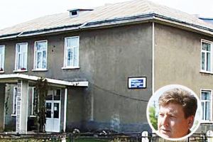 Tipic românesc: Primarul, la aer condiţionat, copiii, cu toaleta în curte