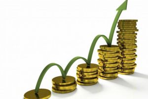 Preţurile au crescut în august cu 3.9%. Scumpiri mari, în special la cartofi, citrice, bilete de avion şi ţigări