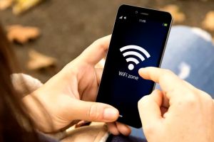 Finanţare UE pentru acces gratuit la internet în spaţii publice