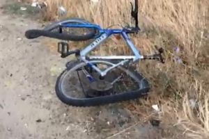 FOTO Accident mortal! Un biciclist a fost spulberat de un tir