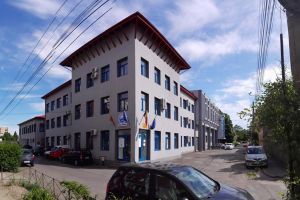 Un consilier judeţean cere DEMISIA DE URGENȚĂ a unuia dintre directorii Companiei de Apă Arad