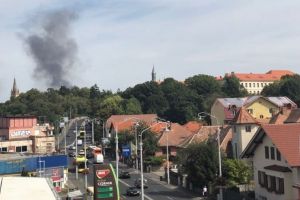 FOTO VIDEO Incendiu puternic în Sibiu. Fumul se vede în tot oraşul