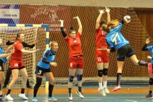 Jocuri cu principalele adversare pentru handbaliste