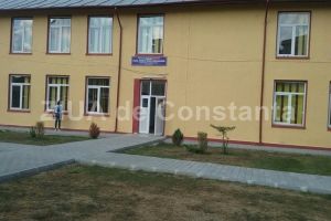Contract atribuit: Sala de sport noua la Liceul Teoretic Mihail Kogalniceanu“ (document)